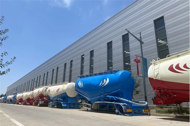 V Shape Bulk Cement Tanker Trailer